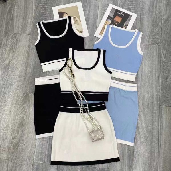 women's two piece dress set knitted vest mini short skirt set streetwear fashion crop small letter 4 colors tracksuit, White
women's two piece dress set knitted vest mini short skirt set streetwear fashion crop small letter 4 colors tracksuit, White