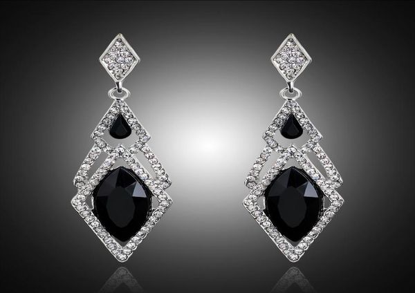 2018 bridal jewelry bride crystal earrings stud earrings rhinestones bridal earrings jewelry for wedding party wedding gifts bw111201167, White
2018 bridal jewelry bride crystal earrings stud earrings rhinestones bridal earrings jewelry for wedding party wedding gifts bw111201167, White