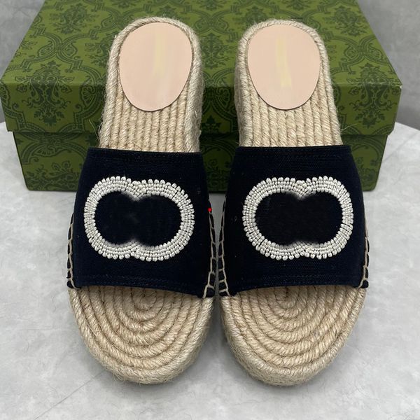 2023 fashion designer slippers comfort slipper women sandals shoes platform slides calfskin sandal fashion rubber bottom slides summer beach, Black
2023 fashion designer slippers comfort slipper women sandals shoes platform slides calfskin sandal fashion rubber bottom slides summer beach, Black