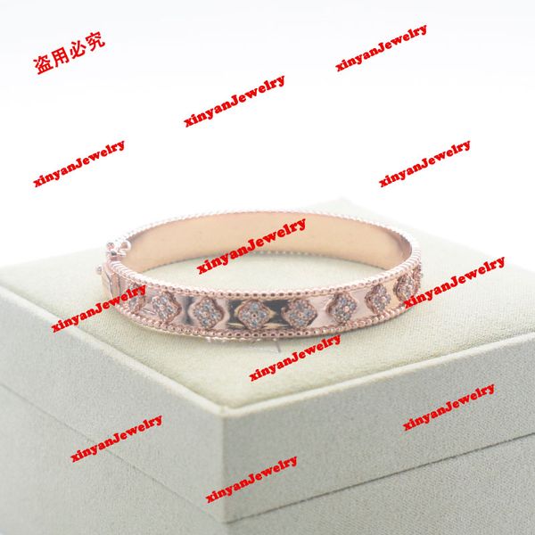 luxury designer bracelets bangle silver rose gold brad elet stainless steel women designer bracelet couple jewelry, White
luxury designer bracelets bangle silver rose gold brad elet stainless steel women designer bracelet couple jewelry, White