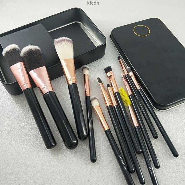 new brand makeup tools 12pcs/set es set brush powder eye shadow fast delivery
new brand makeup tools 12pcs/set es set brush powder eye shadow fast delivery