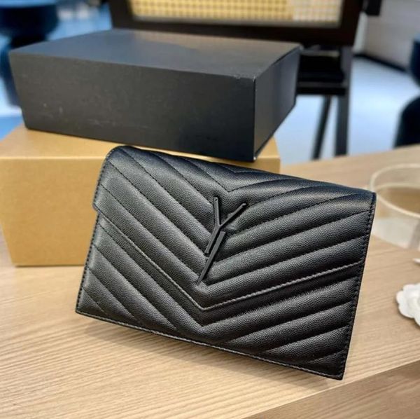 luxury designer crossbody bags shaped stitching leather ladies metal chain shoulder flap crossbody bag
luxury designer crossbody bags shaped stitching leather ladies metal chain shoulder flap crossbody bag