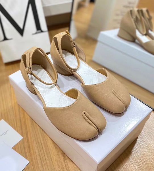 summer luxury mm6 maison sandals shoes mary-jane tabi nappa leather margiela puplar pumps party wedding dress chunky heels comfort walking e, Black
summer luxury mm6 maison sandals shoes mary-jane tabi nappa leather margiela puplar pumps party wedding dress chunky heels comfort walking e, Black