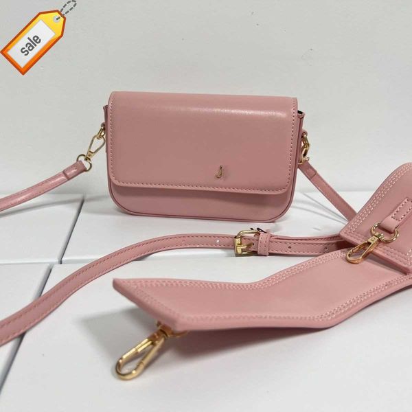 brand designer bags handbag shoulder crossbody bag tote bag 2023 new french ins niche design westernized wide shoulder beauty bag for women
brand designer bags handbag shoulder crossbody bag tote bag 2023 new french ins niche design westernized wide shoulder beauty bag for women