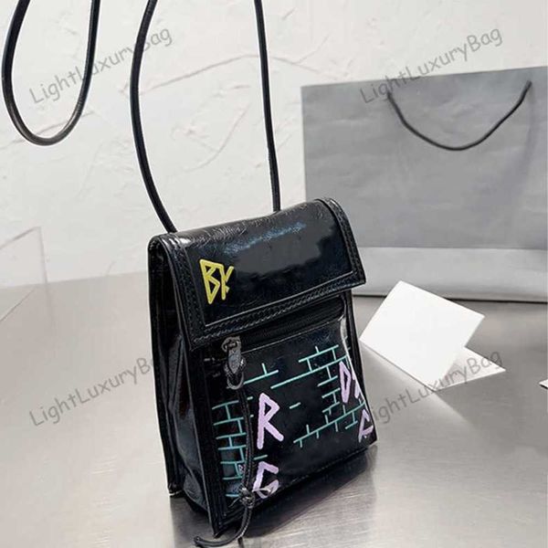 new designer b brand mini doodle mobile phone bag oil wax leather shoulder crossbody bags fashion coin purse women luxury handbags tote clas
new designer b brand mini doodle mobile phone bag oil wax leather shoulder crossbody bags fashion coin purse women luxury handbags tote clas