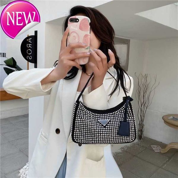 women's brand designer handbags shoulder bags tote 2023 new fashion trend crescent bag multi-functional portable messenger bag gift box
women's brand designer handbags shoulder bags tote 2023 new fashion trend crescent bag multi-functional portable messenger bag gift box