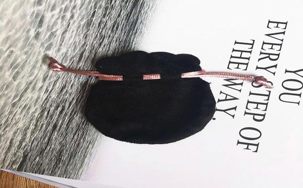 pink ribbon black velvet bags fit european pandora style beads charms and bracelets necklaces jewelry fashion pendant pouches whol8903230, Pink;blue
pink ribbon black velvet bags fit european pandora style beads charms and bracelets necklaces jewelry fashion pendant pouches whol8903230, Pink;blue