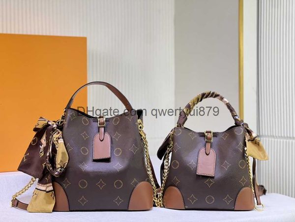 shoulder bags mt brand luxury design vintage bucket bag 2023 women's fashion retro style one shoulder crossbody bags printed color hand
shoulder bags mt brand luxury design vintage bucket bag 2023 women's fashion retro style one shoulder crossbody bags printed color hand