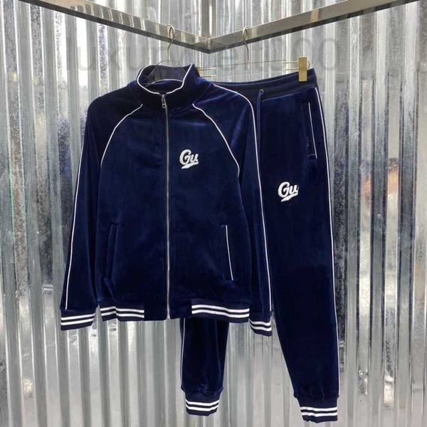 men's tracksuits designer sports suit embroidered zipper jacket letter loose trousers set men women suits fashion gold velvet casual tr, Gray
men's tracksuits designer sports suit embroidered zipper jacket letter loose trousers set men women suits fashion gold velvet casual tr, Gray