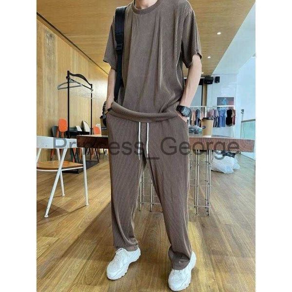 men's tracksuits men's elastic silky casual 2piece set loose straight pleated sports pants summer thin section handsome drape suit, Gray
men's tracksuits men's elastic silky casual 2piece set loose straight pleated sports pants summer thin section handsome drape suit, Gray