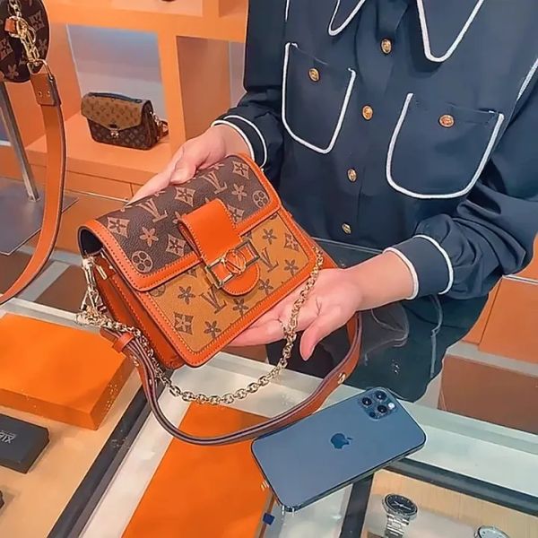 luxury shoulder handbags woman evening bag leather fashion wholesale designer clutch messenger aa
luxury shoulder handbags woman evening bag leather fashion wholesale designer clutch messenger aa
