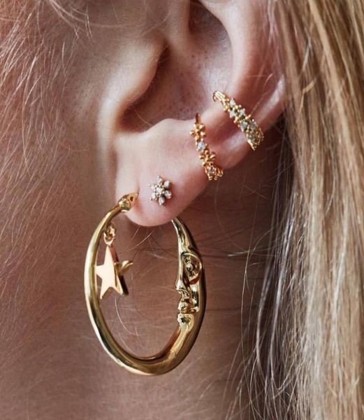 4pcs vintage bohemian mix little stars flower crystal earrings set for women trendy piercing ear stud cuff circle earring hoop h1567010, Golden;silver
4pcs vintage bohemian mix little stars flower crystal earrings set for women trendy piercing ear stud cuff circle earring hoop h1567010, Golden;silver