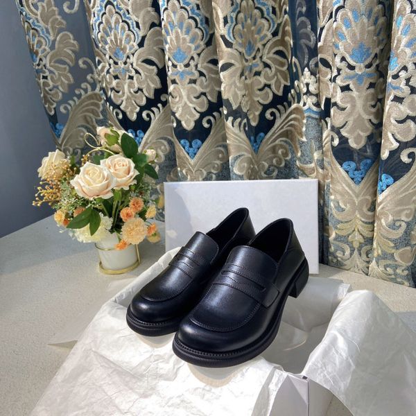 designer shoes women's formal shoes retro round toe chunky heels leather loafers two wear arches slip resistant flats size35-40 with bo, Black
designer shoes women's formal shoes retro round toe chunky heels leather loafers two wear arches slip resistant flats size35-40 with bo, Black