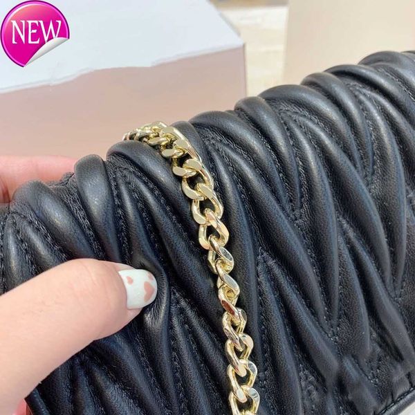 women's brand designer shoulder bags crossbody bag tote new miu pleated skirt chain fashion appearance level everything simple crossbod
women's brand designer shoulder bags crossbody bag tote new miu pleated skirt chain fashion appearance level everything simple crossbod