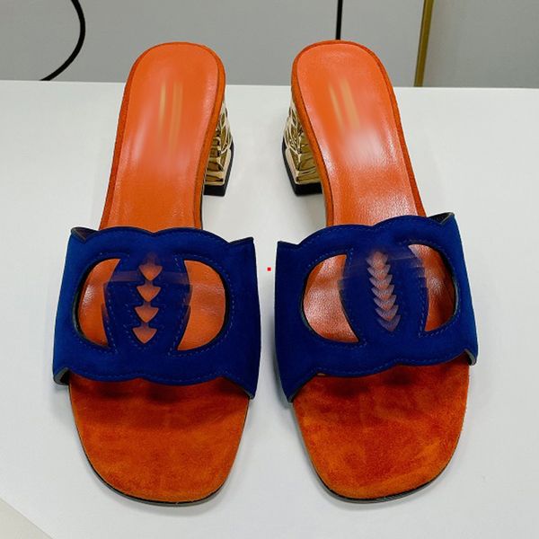 2023 fashion designer slippers women sliders foam runners pure sandals resin runners sliders 35-40 with box -550, Black
2023 fashion designer slippers women sliders foam runners pure sandals resin runners sliders 35-40 with box -550, Black