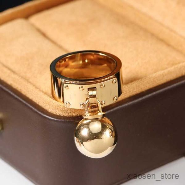 wedding rings creative design rings 18k gold designer ring for lover women ring jewelry supply r230627, Slivery;golden
wedding rings creative design rings 18k gold designer ring for lover women ring jewelry supply r230627, Slivery;golden