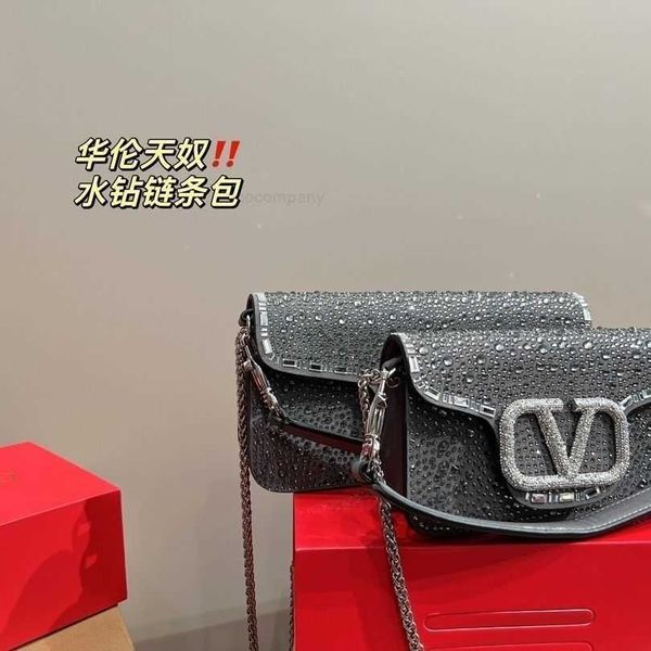 cute bag luxurys volention bag handheld v outdoor red women's new fashionable chain full crossbody versatile diamond shoulder mesh smal
cute bag luxurys volention bag handheld v outdoor red women's new fashionable chain full crossbody versatile diamond shoulder mesh smal