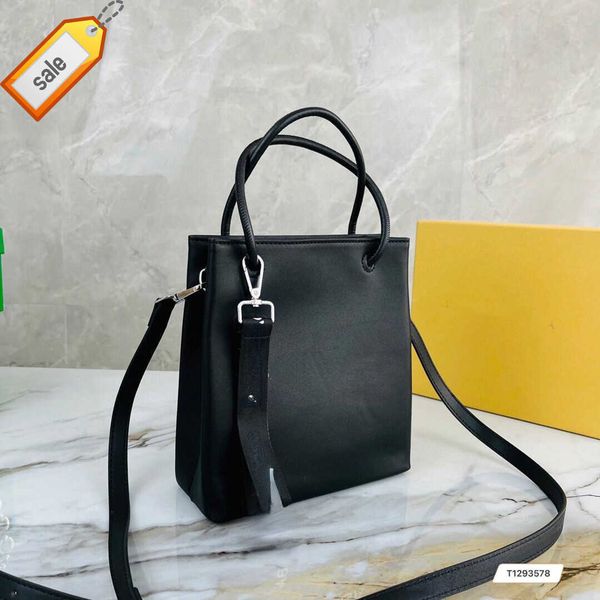 brand designer handbag shoulder bags crossbody bag tote 2023 new fashion soft crack pattern saddle simple everything shoulders messenger bag
brand designer handbag shoulder bags crossbody bag tote 2023 new fashion soft crack pattern saddle simple everything shoulders messenger bag