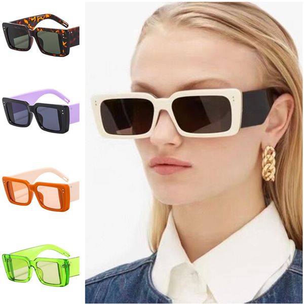 fashion sunglasses rectangle sun glasses oversize frame adumbral anti-uv spectacles width temples eyeglasses candy color ornamental, White;black
fashion sunglasses rectangle sun glasses oversize frame adumbral anti-uv spectacles width temples eyeglasses candy color ornamental, White;black