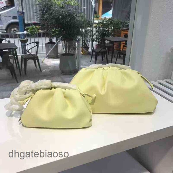 bag cowhide 2022 trend designer solid shoulder bottegas women's bags color vene single cloud messenger pouch dumpling hand c2di
bag cowhide 2022 trend designer solid shoulder bottegas women's bags color vene single cloud messenger pouch dumpling hand c2di