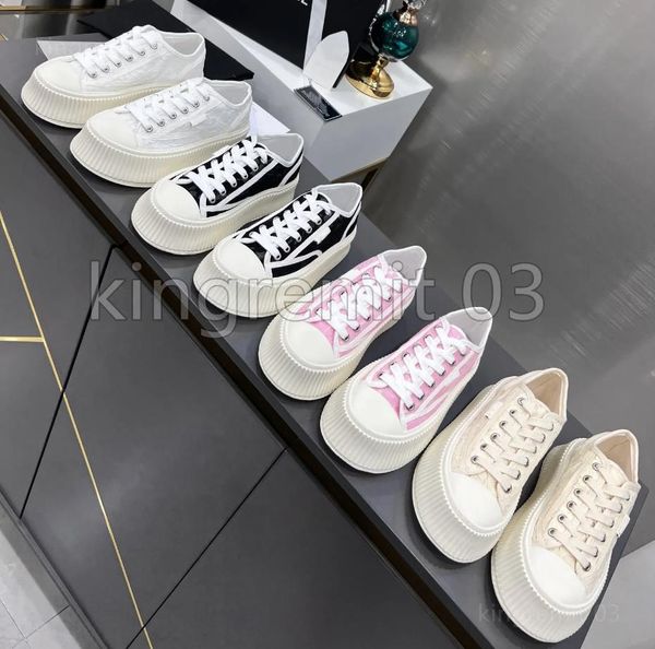 designer casual shoes canvas shoes thick bottom shoe calfskin sneakers women breathable print lace up lace pattern trainers classic, Black
designer casual shoes canvas shoes thick bottom shoe calfskin sneakers women breathable print lace up lace pattern trainers classic, Black
