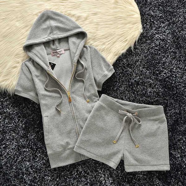women's tracksuits designer womens velvet two piece pants juicy tracksuit short zipper jacket loose pant spring summer jogger casual le, White
women's tracksuits designer womens velvet two piece pants juicy tracksuit short zipper jacket loose pant spring summer jogger casual le, White