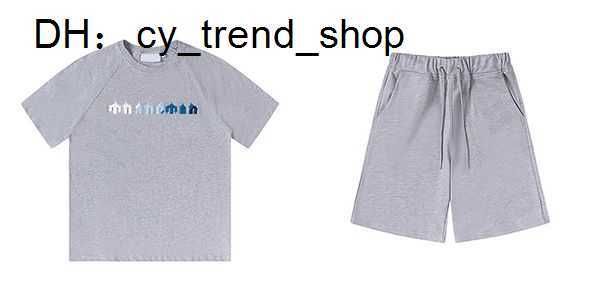 trapstar london shirt chest white-blue color towel embroidery mens and shorts casual street shirts british fashion brand suits 31, White;black
trapstar london shirt chest white-blue color towel embroidery mens and shorts casual street shirts british fashion brand suits 31, White;black