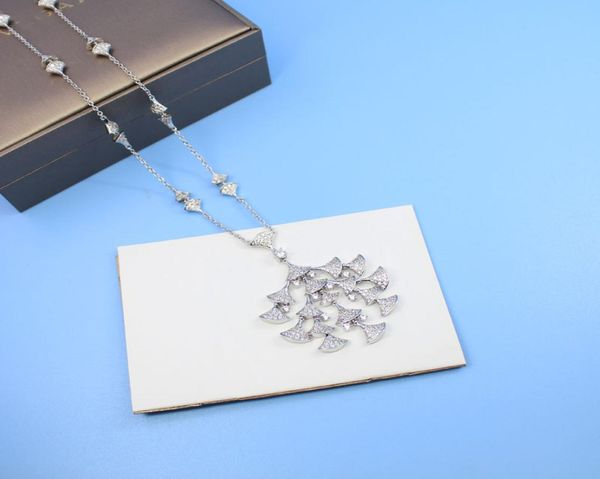 women necklaces fashion jewelry s925 sterling silver plated cubic zircon white gold plated necklaces women party gift1927868
women necklaces fashion jewelry s925 sterling silver plated cubic zircon white gold plated necklaces women party gift1927868