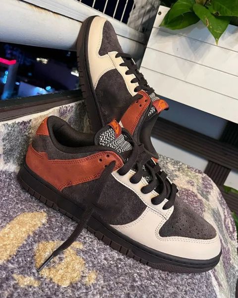 fv0395-200 sb low men women basketball shoes szie 36-46 velvet brown/sanddrift-rugged orange, White;red
fv0395-200 sb low men women basketball shoes szie 36-46 velvet brown/sanddrift-rugged orange, White;red