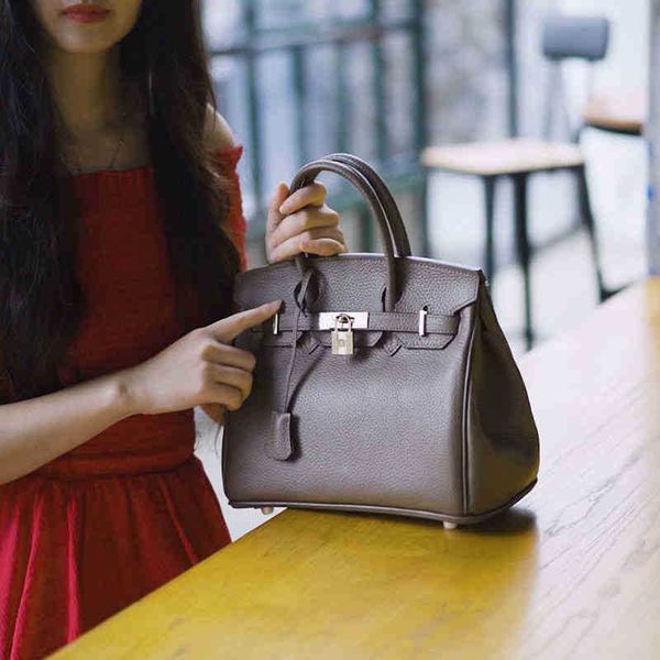 designer handbag h home bird kin bird kin end leather quality high bag women's new style large capacity fashion genuine pure brand plat
designer handbag h home bird kin bird kin end leather quality high bag women's new style large capacity fashion genuine pure brand plat