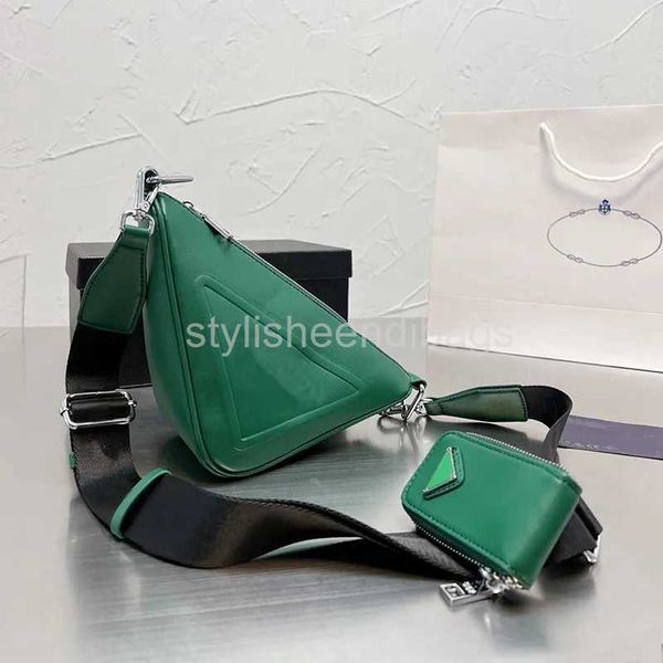 stylisheendibags designer shoulder bags triangle pure color purse style two-in-one fashion bag high-quality soft leather pocket with coin pu
stylisheendibags designer shoulder bags triangle pure color purse style two-in-one fashion bag high-quality soft leather pocket with coin pu