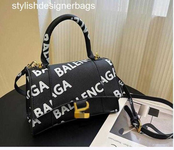 designer bags fashion pu leather crossbody bags for women luxury korean version simple shoulder bag female purse and handbag id stylishdesig, Black;red
designer bags fashion pu leather crossbody bags for women luxury korean version simple shoulder bag female purse and handbag id stylishdesig, Black;red