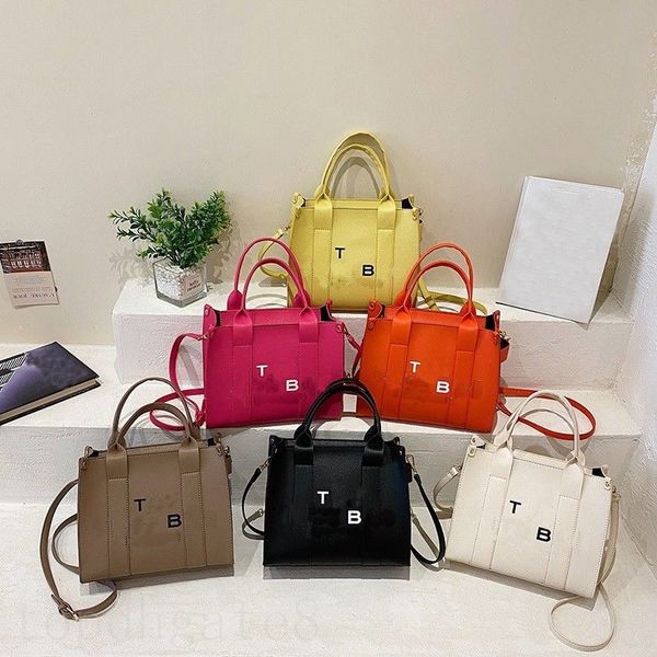 luxury handbag designer cross body bags le cagole simplicity fashion sport style pochettes classic green pure color outdoor tote bag inside
luxury handbag designer cross body bags le cagole simplicity fashion sport style pochettes classic green pure color outdoor tote bag inside