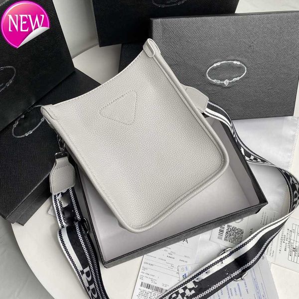 brand designer shoulder bags crossbody bag tote 2023 new female fashion mobile phone bag multi-functional portable shoulders small square ba
brand designer shoulder bags crossbody bag tote 2023 new female fashion mobile phone bag multi-functional portable shoulders small square ba