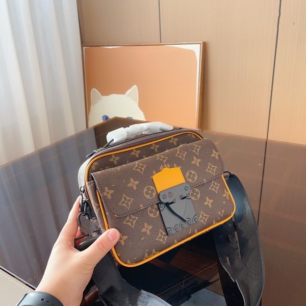 women's bag 2023 new single shoulder bag wide shoulder strap fashion genuine leather crossbody bag
women's bag 2023 new single shoulder bag wide shoulder strap fashion genuine leather crossbody bag