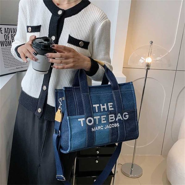 22 new mj pony brother color contrast tote bag denim shopping bag women's handheld one shoulder crossbody bag commuter k3ey k3ey
22 new mj pony brother color contrast tote bag denim shopping bag women's handheld one shoulder crossbody bag commuter k3ey k3ey