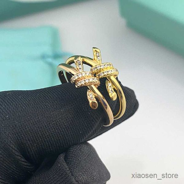 wedding rings ring designer letters ring gold stainless steel rings crystal rhinestone fashion women wedding jewelry r230627, Slivery;golden
wedding rings ring designer letters ring gold stainless steel rings crystal rhinestone fashion women wedding jewelry r230627, Slivery;golden