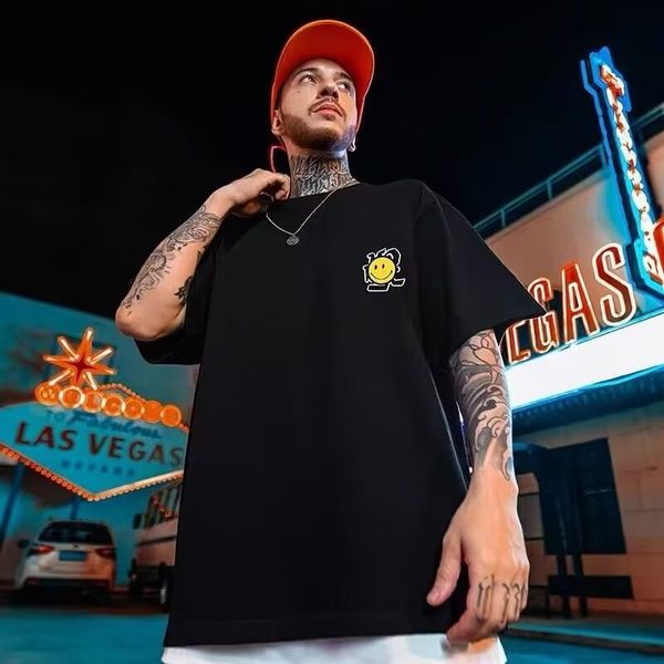 men designer t shirt luxury shirts europe and american street smile face t-shirt hip hop short sleeve men's large size tees plus fat lo, White;black
men designer t shirt luxury shirts europe and american street smile face t-shirt hip hop short sleeve men's large size tees plus fat lo, White;black