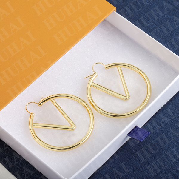v earrings hoops hoop earrings designer earrings s925 fine silver stud earrings gold earing big circle classic accessories designer jewelry, Golden;silver
v earrings hoops hoop earrings designer earrings s925 fine silver stud earrings gold earing big circle classic accessories designer jewelry, Golden;silver