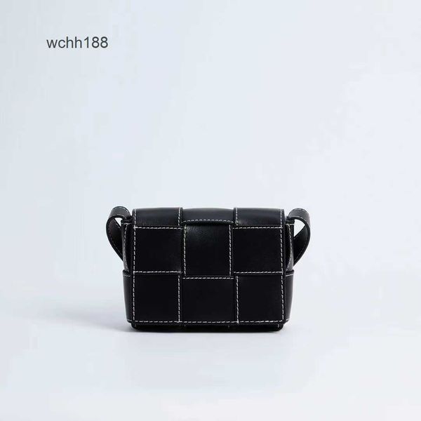 spicy designer bag girl bottegas 2023 bags venetas summer cassette design mini lipstick woven women's girl cross body small square 1h0o
spicy designer bag girl bottegas 2023 bags venetas summer cassette design mini lipstick woven women's girl cross body small square 1h0o