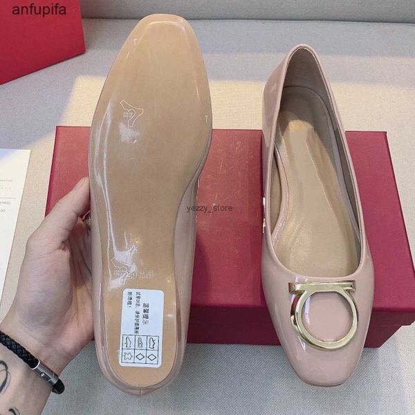 ferragamo flat shoe leather pumps high heels designer patent leather women woman sandals slippers, Black
ferragamo flat shoe leather pumps high heels designer patent leather women woman sandals slippers, Black