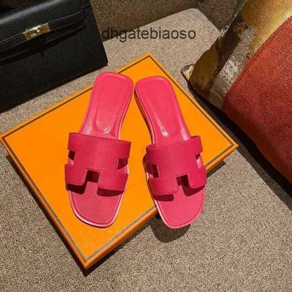 designer summer slipper leather hermz shoes oran designer sandal ladies slippers flat girl fashion 2023 beach women letter drag hnxs
designer summer slipper leather hermz shoes oran designer sandal ladies slippers flat girl fashion 2023 beach women letter drag hnxs