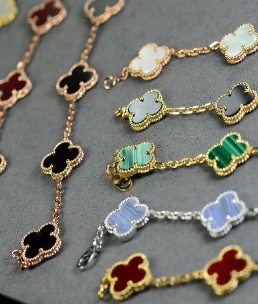 v bracelets paris clover bracelet lucky clover bracelet love expend glory riches fashion design women wedding party bracelets5186205, Golden;silver
v bracelets paris clover bracelet lucky clover bracelet love expend glory riches fashion design women wedding party bracelets5186205, Golden;silver