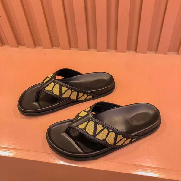 fashion summer men slippers sandals loubiflip flat family slides italy refined leather strap rubber platforms designer banquet sliders novel, Black
fashion summer men slippers sandals loubiflip flat family slides italy refined leather strap rubber platforms designer banquet sliders novel, Black