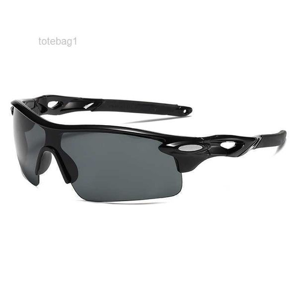 dazzling color film reflective sunglasses 9181 sports glasses for men and women outdoor riding explosion-proof 5 lnzk, White;black
dazzling color film reflective sunglasses 9181 sports glasses for men and women outdoor riding explosion-proof 5 lnzk, White;black
