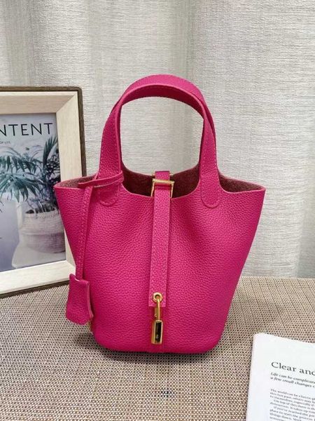 wholesale designer h ormes totes handbags vegetable basket bag soft leather women's high-end feeling pink small large capacity bucket h
wholesale designer h ormes totes handbags vegetable basket bag soft leather women's high-end feeling pink small large capacity bucket h