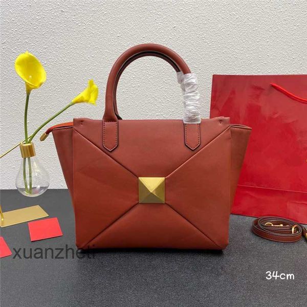 designer handbags crossbody beach rivet women fashion luxury bags bag valentino new classic ladies metal genuine leather handbag drln
designer handbags crossbody beach rivet women fashion luxury bags bag valentino new classic ladies metal genuine leather handbag drln