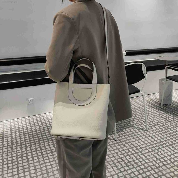 h bag designer luxury pig nose vegetable basket handbag togo layer cow skin litchi pattern one shoulder straddle bucket bag picotin
h bag designer luxury pig nose vegetable basket handbag togo layer cow skin litchi pattern one shoulder straddle bucket bag picotin