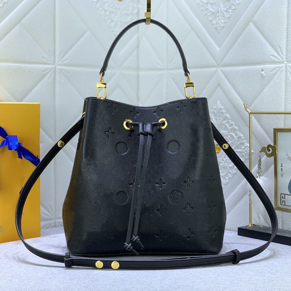 designer bag mens and womens large capacity bucket bag #45256 solid clor leather shoulder bag retro embossed bag temperament portable crossb
designer bag mens and womens large capacity bucket bag #45256 solid clor leather shoulder bag retro embossed bag temperament portable crossb