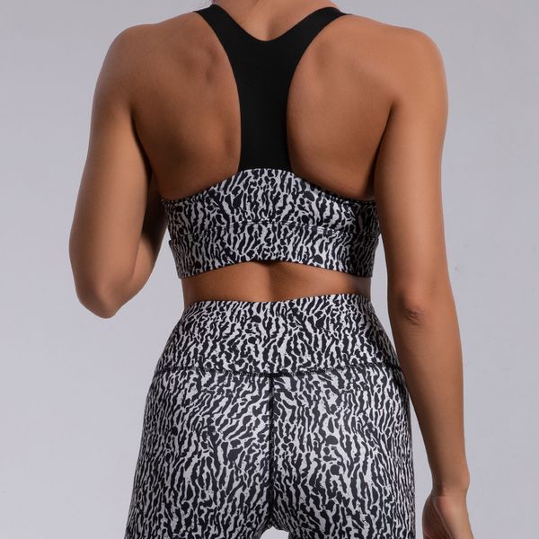 european and american fitness clothes womens y-type beauty back exercise bra autumn and winter high waist hip lift thinner pants yoga suit
european and american fitness clothes womens y-type beauty back exercise bra autumn and winter high waist hip lift thinner pants yoga suit